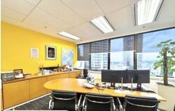 United Square (D11), Office #615069261